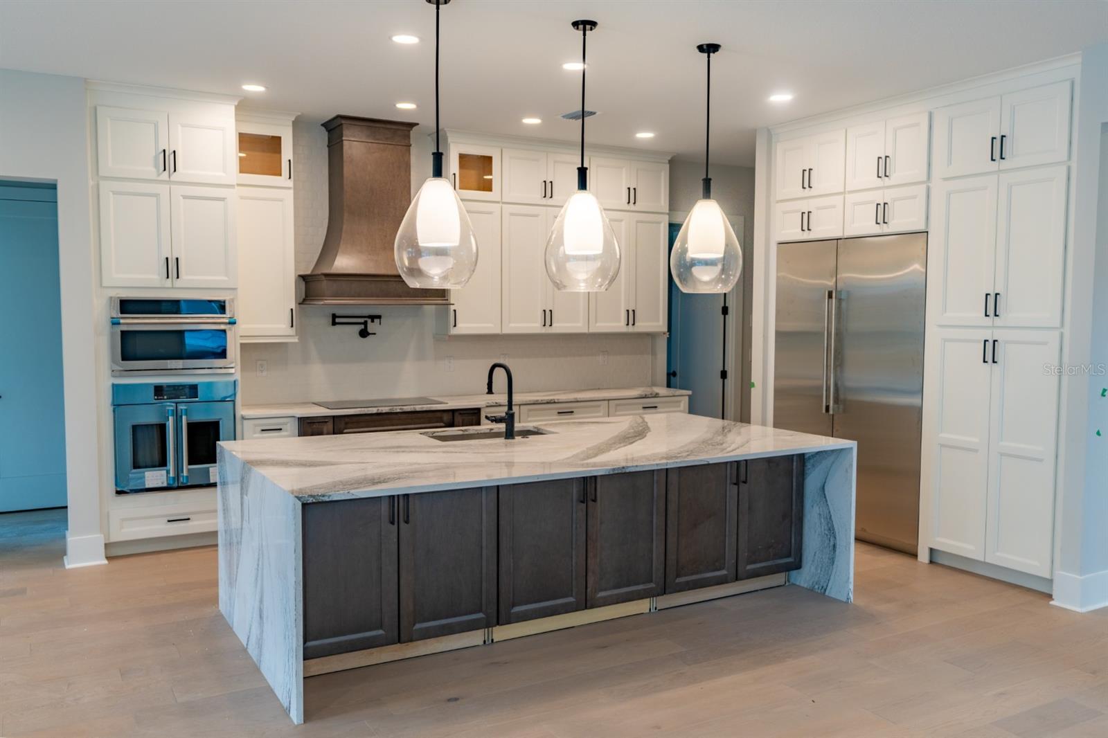 HENDERSON BEACH - Residential