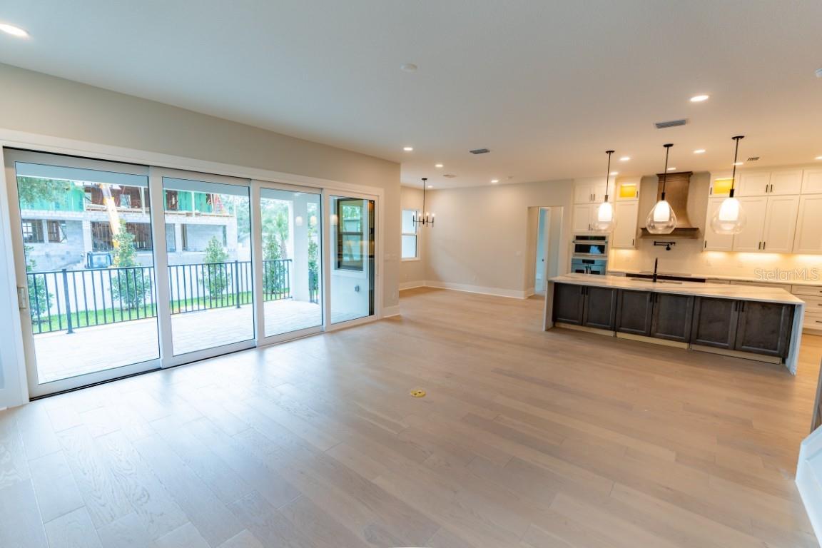 HENDERSON BEACH - Residential