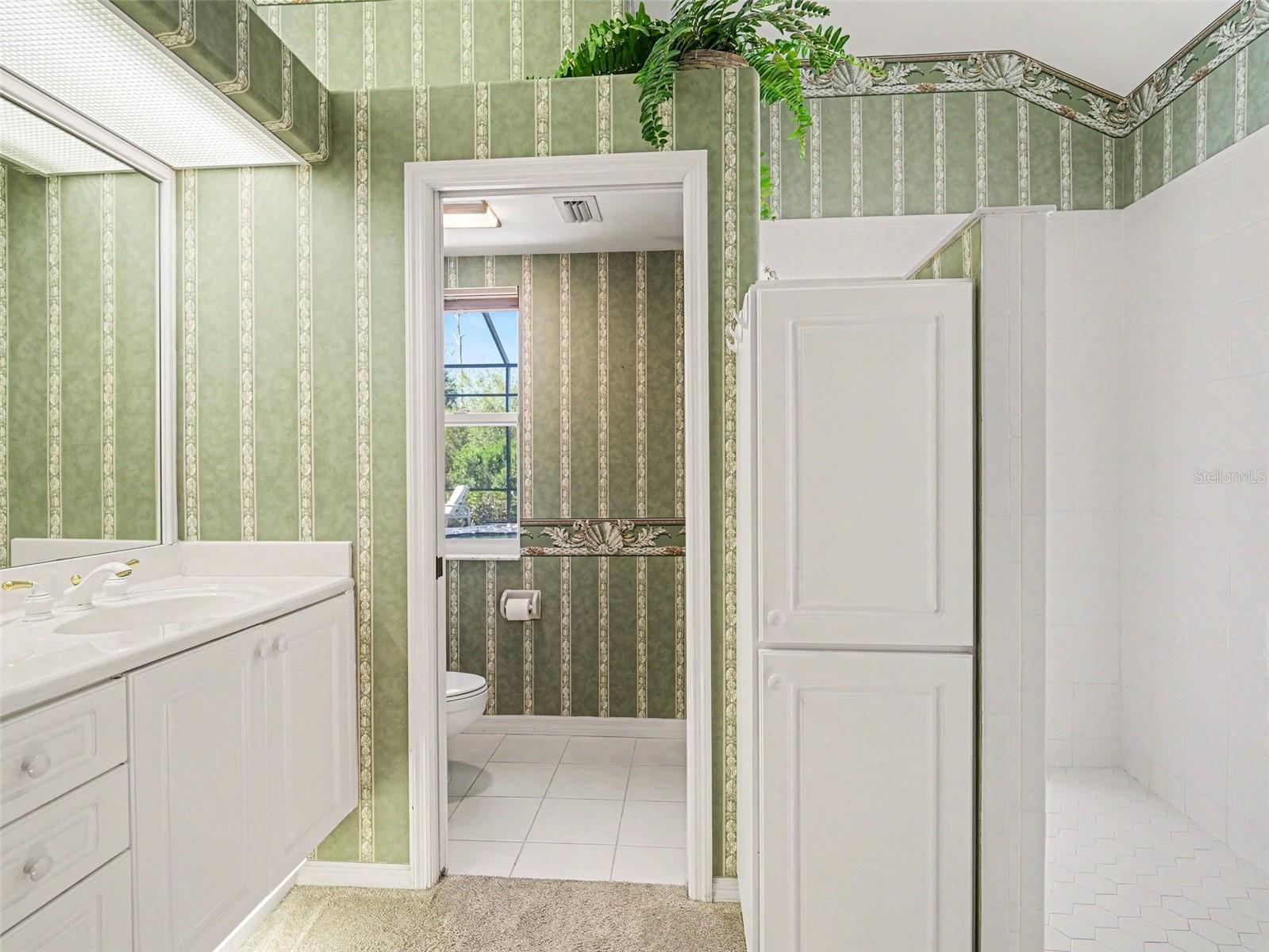 RIVERWOOD - Residential