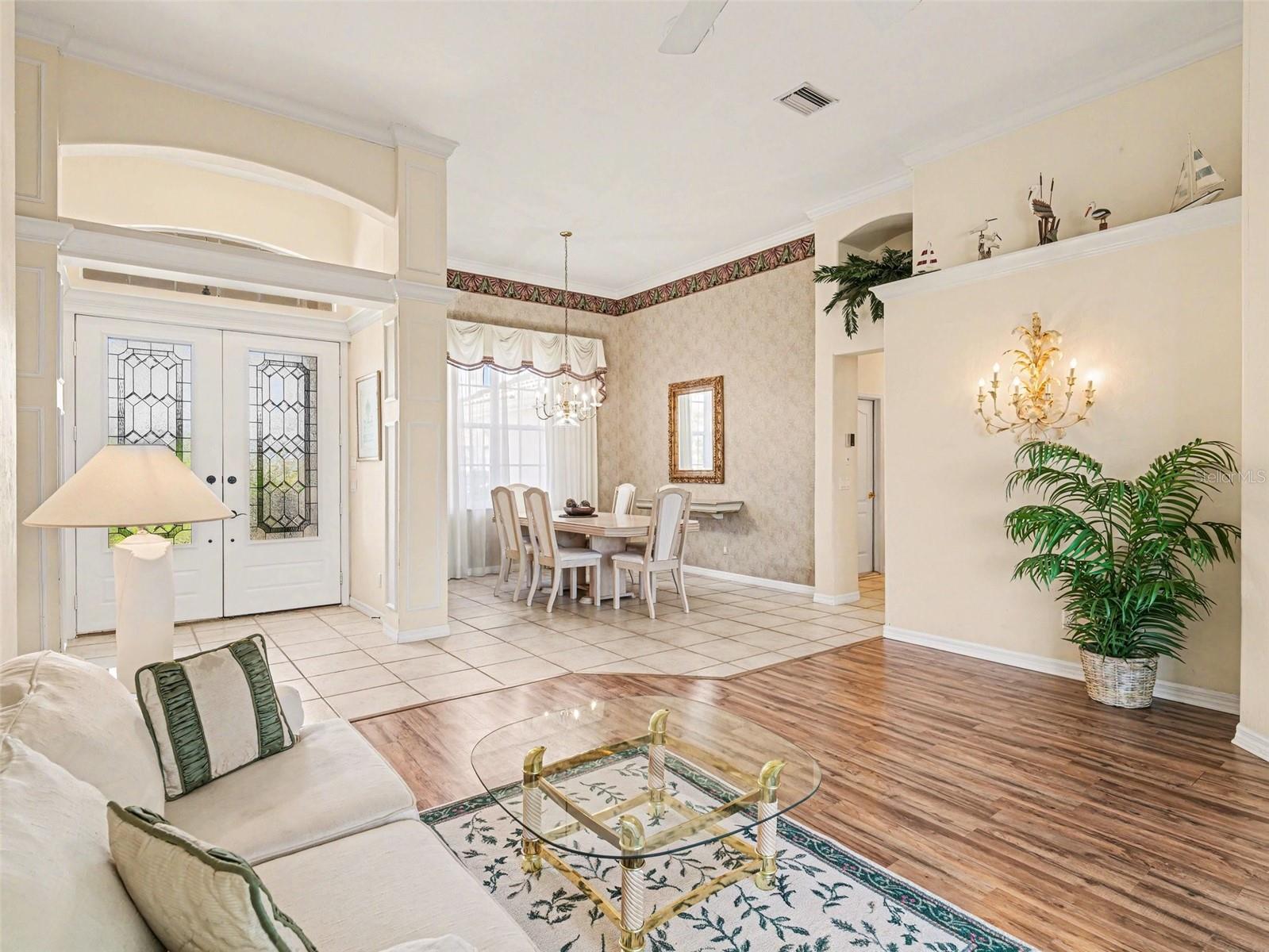 RIVERWOOD - Residential