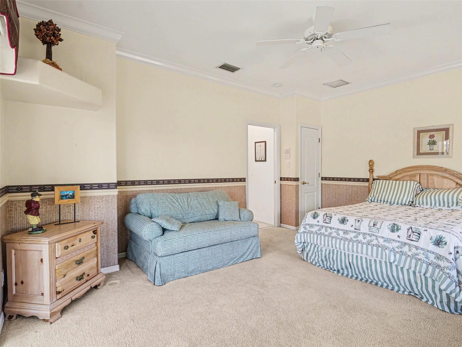 RIVERWOOD - Residential