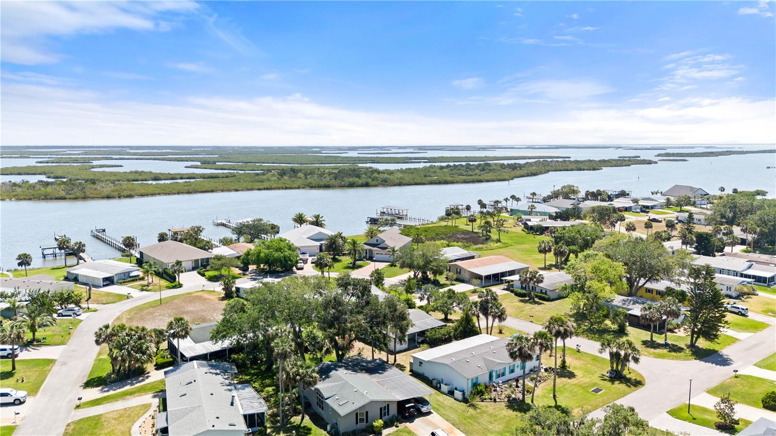 GOLDEN BAY COLONY PH 01 - Residential