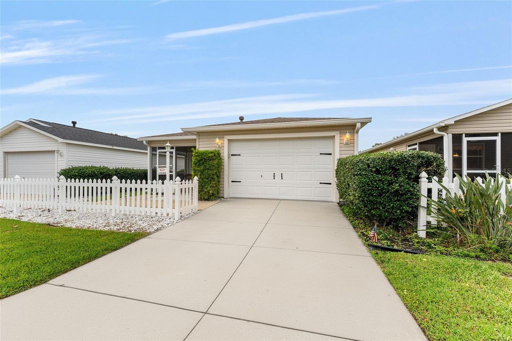 Photo of 2690 Suffolk Street, The Villages, FL 32162 (MLS # G5103248)