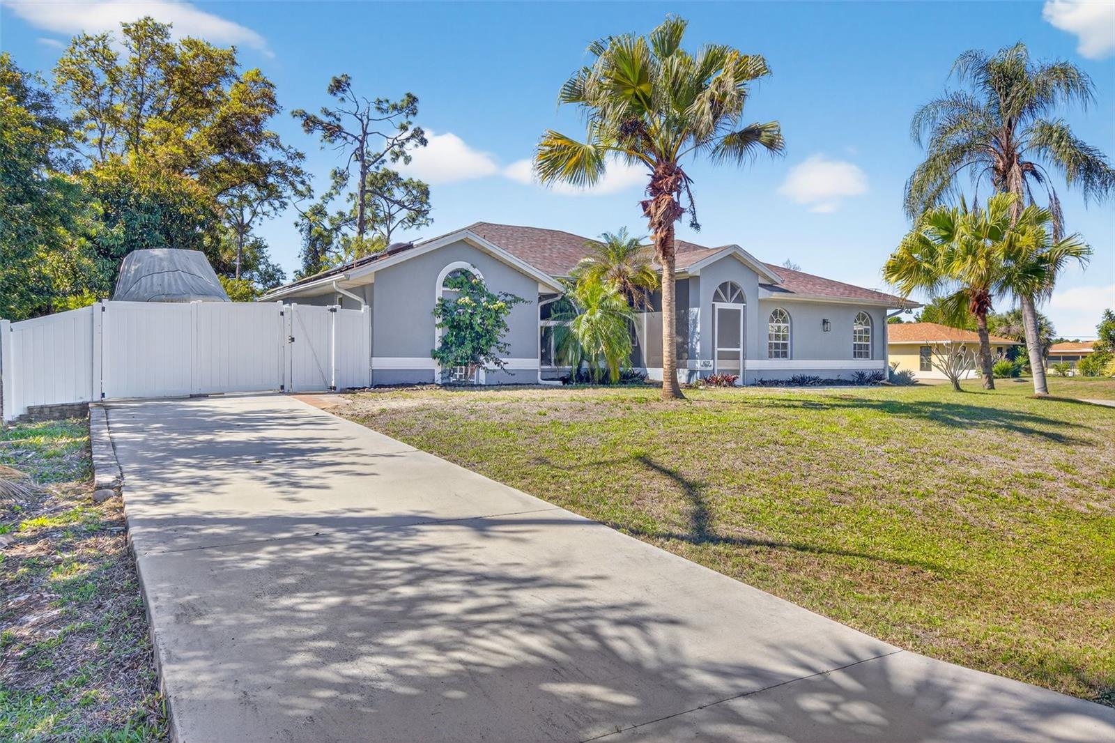1632 AMSTEAD STREET, PUNTA GORDA, FL, 33980 2 1632 AMSTEAD STREET