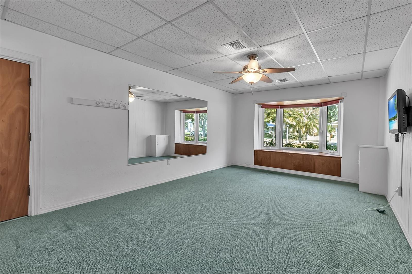 CHEROKEE PARK - Residential