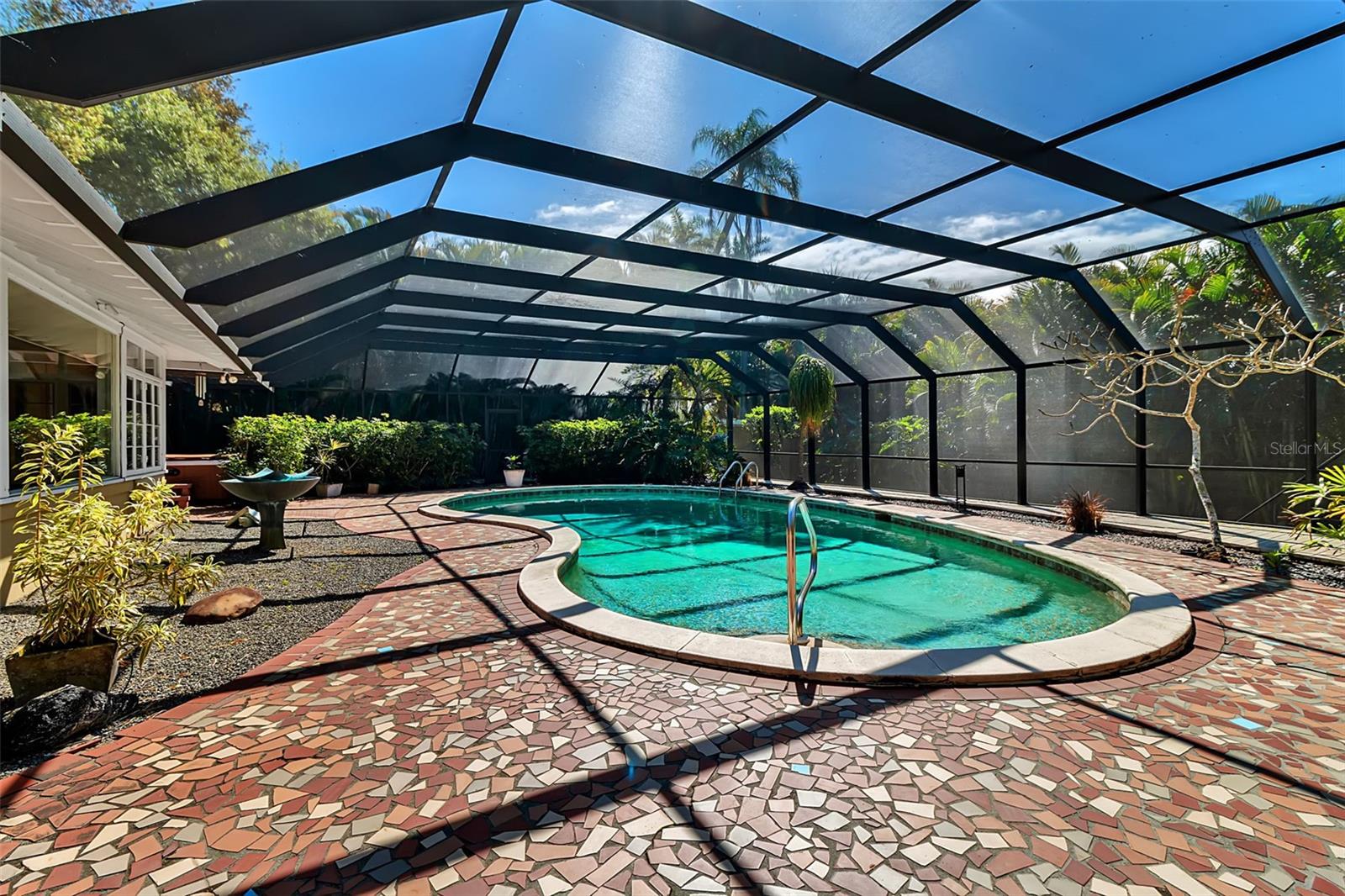 CHEROKEE PARK - Residential