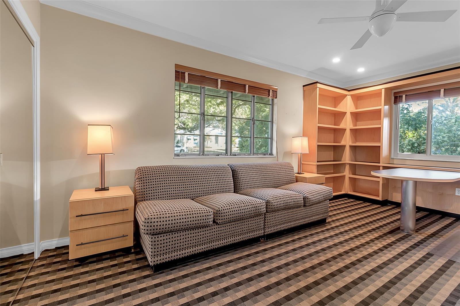 CHEROKEE PARK - Residential