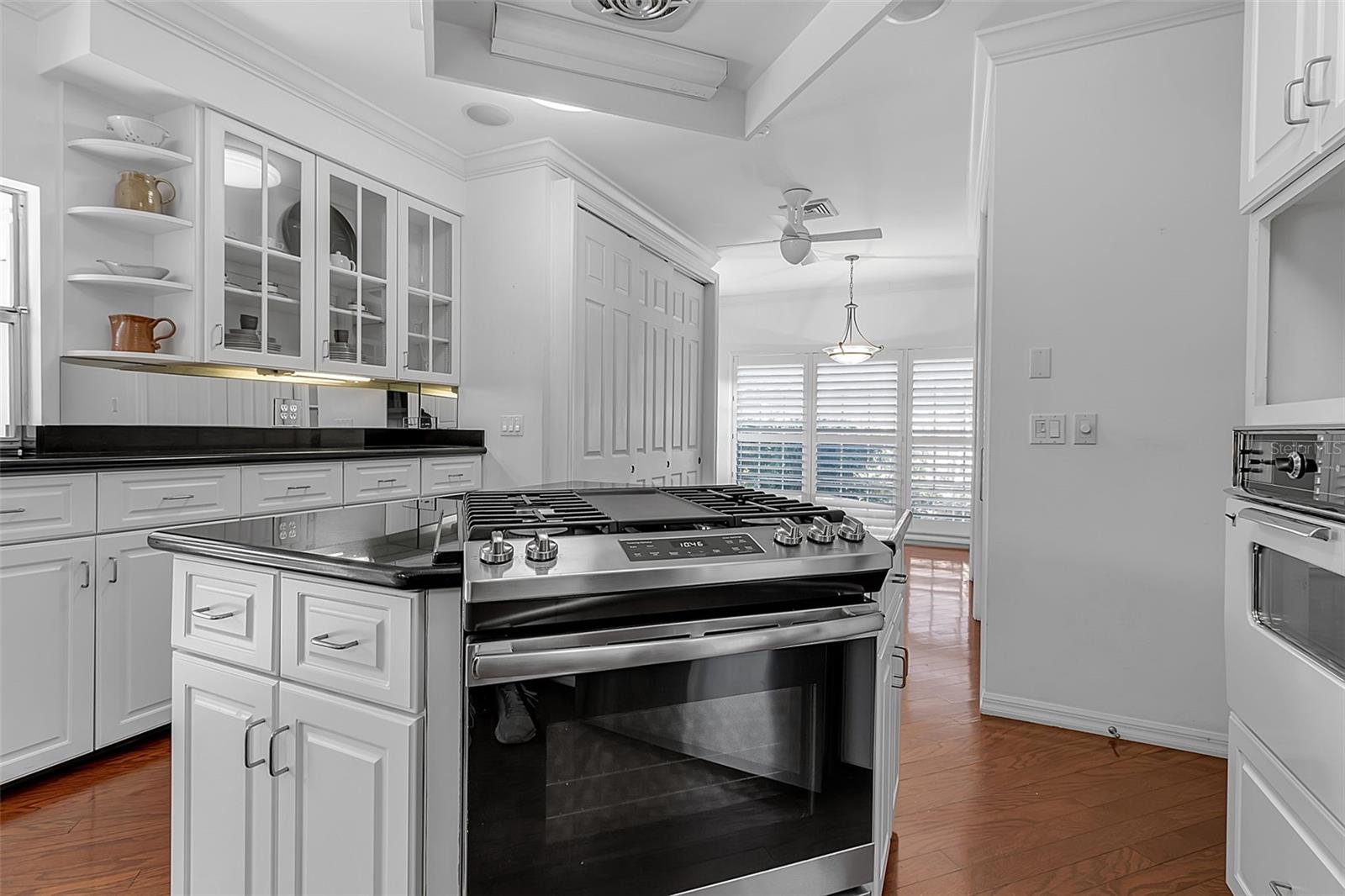 CHEROKEE PARK - Residential