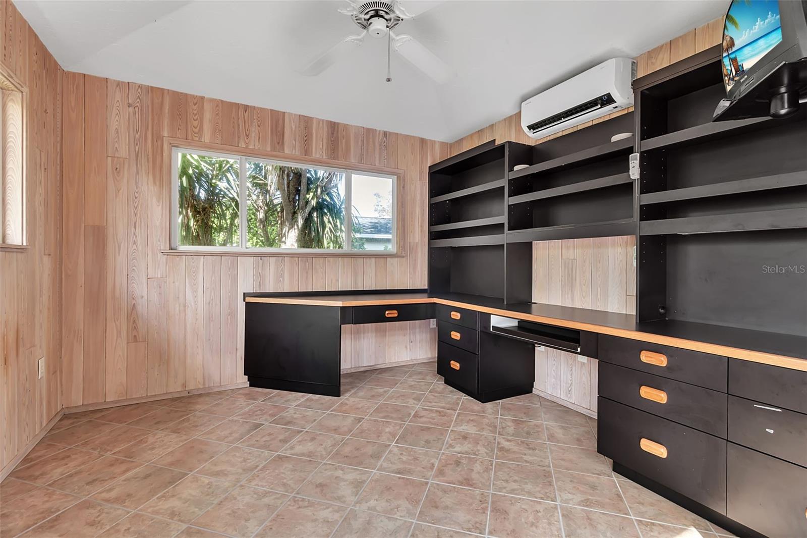 CHEROKEE PARK - Residential