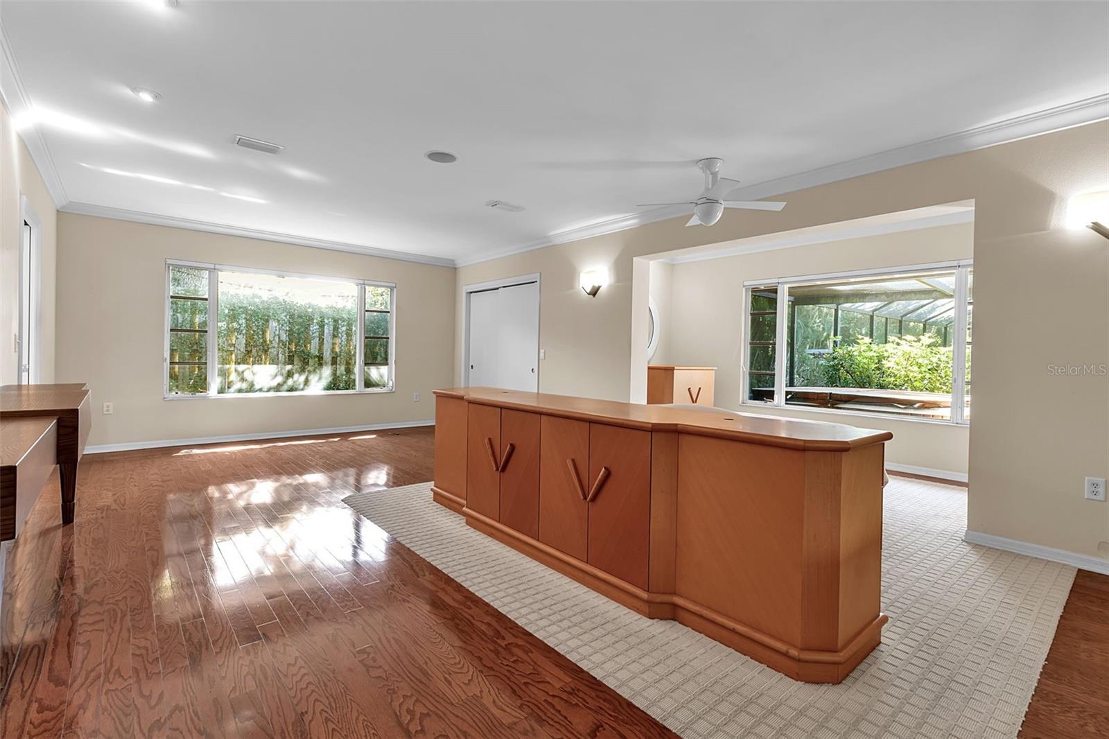 CHEROKEE PARK - Residential