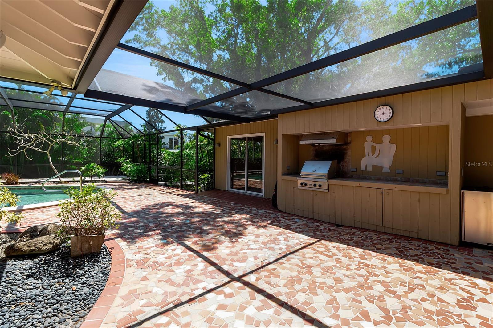 CHEROKEE PARK - Residential