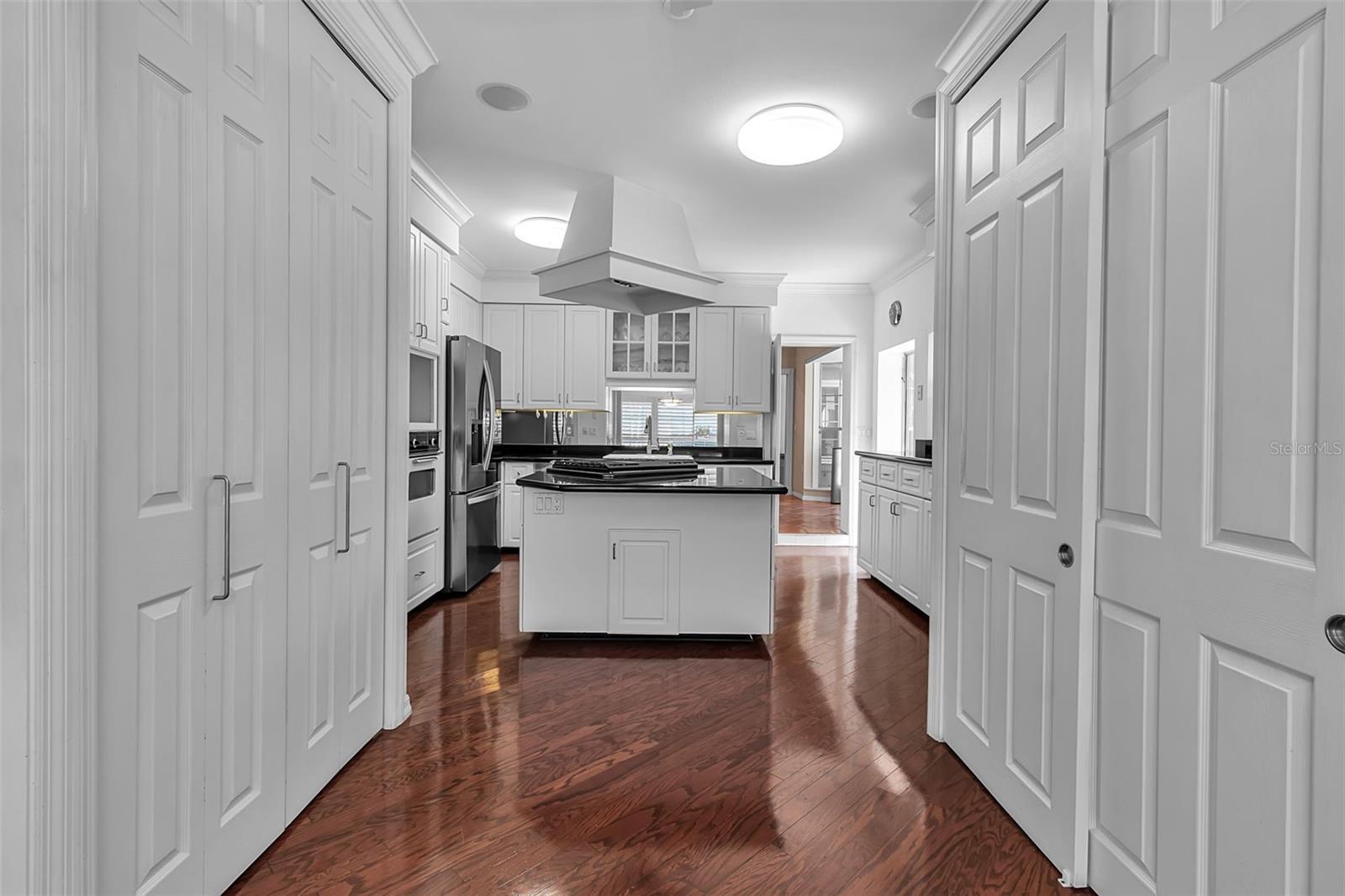 CHEROKEE PARK - Residential