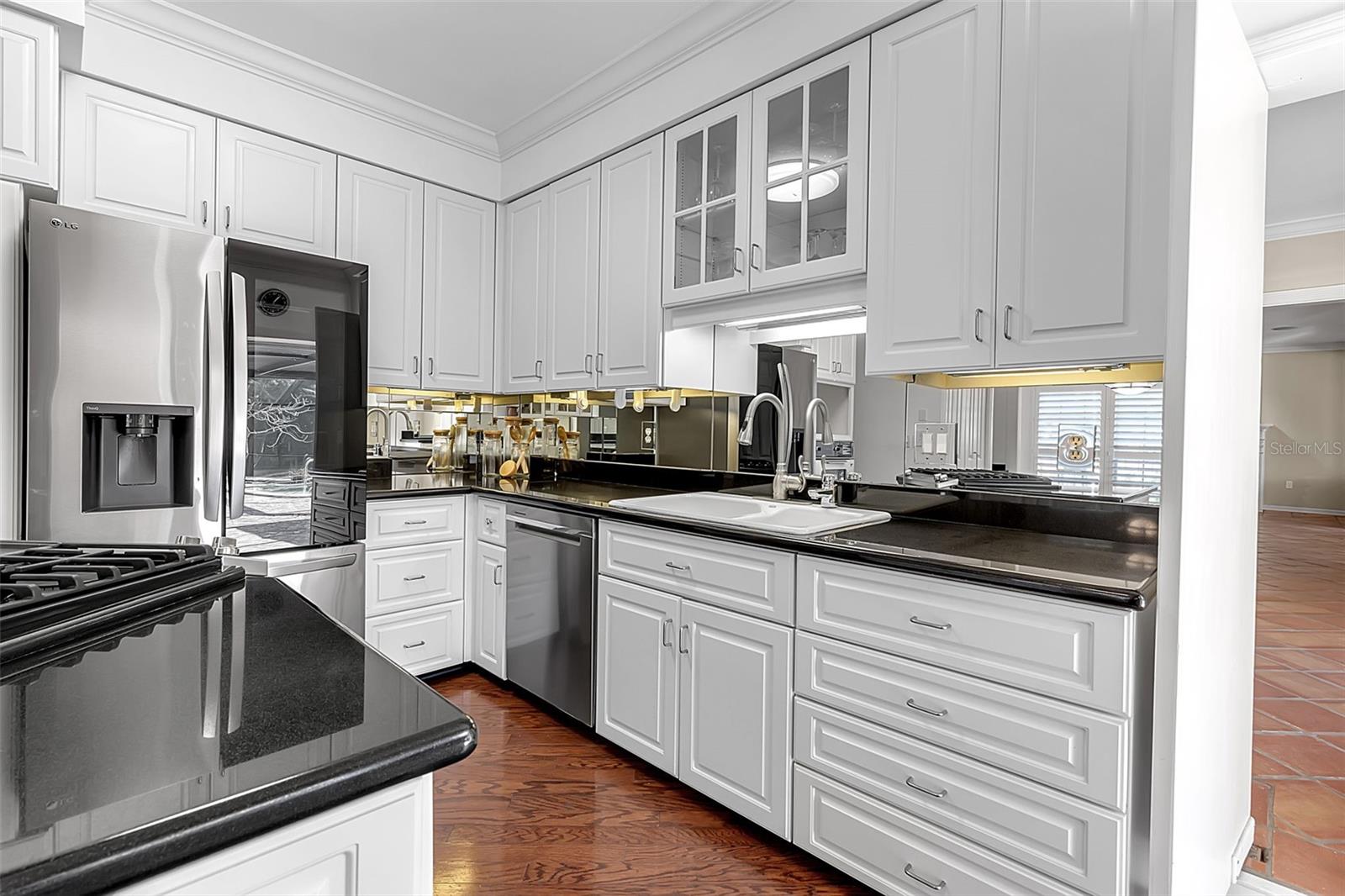 CHEROKEE PARK - Residential