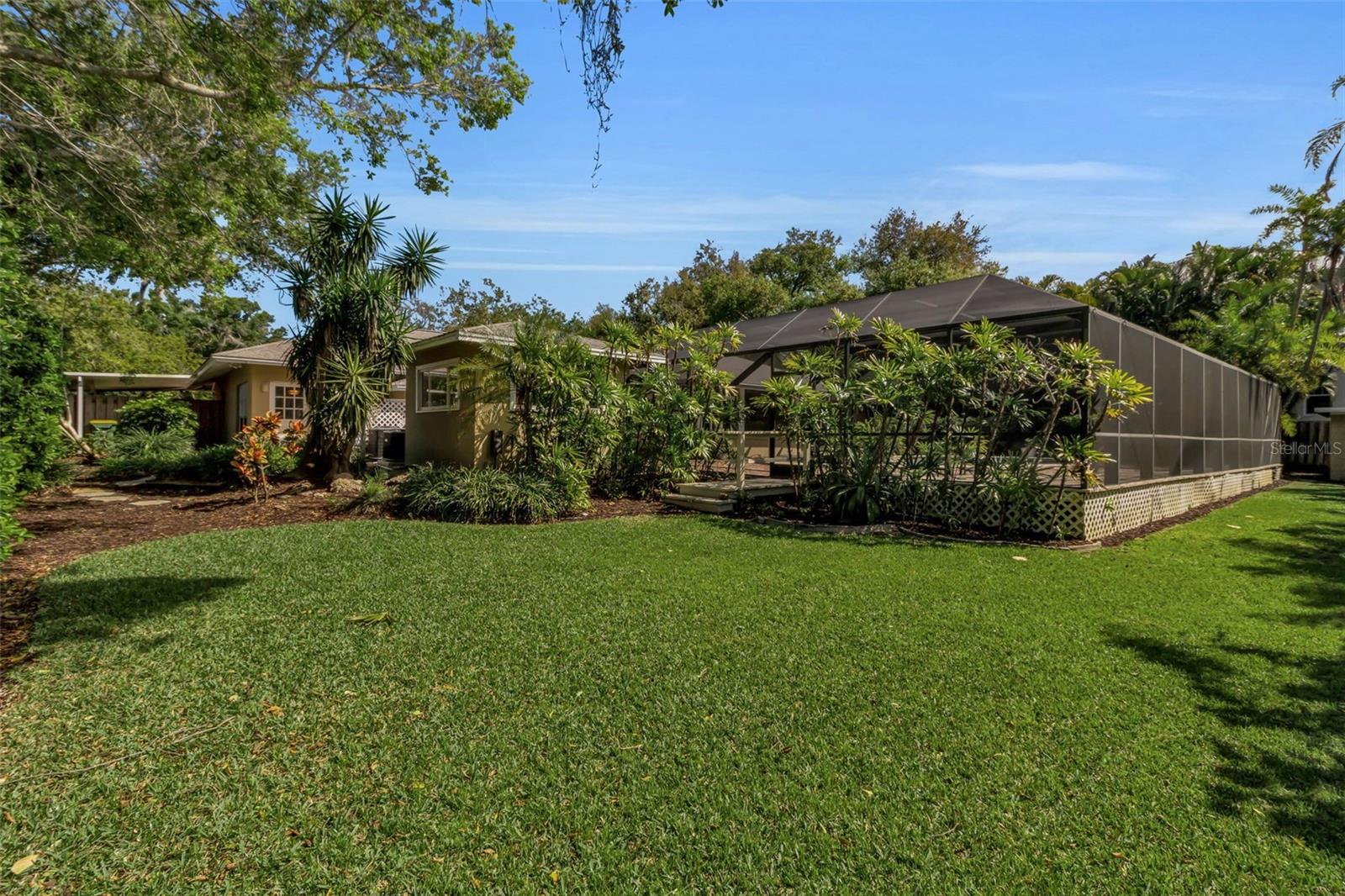 CHEROKEE PARK - Residential