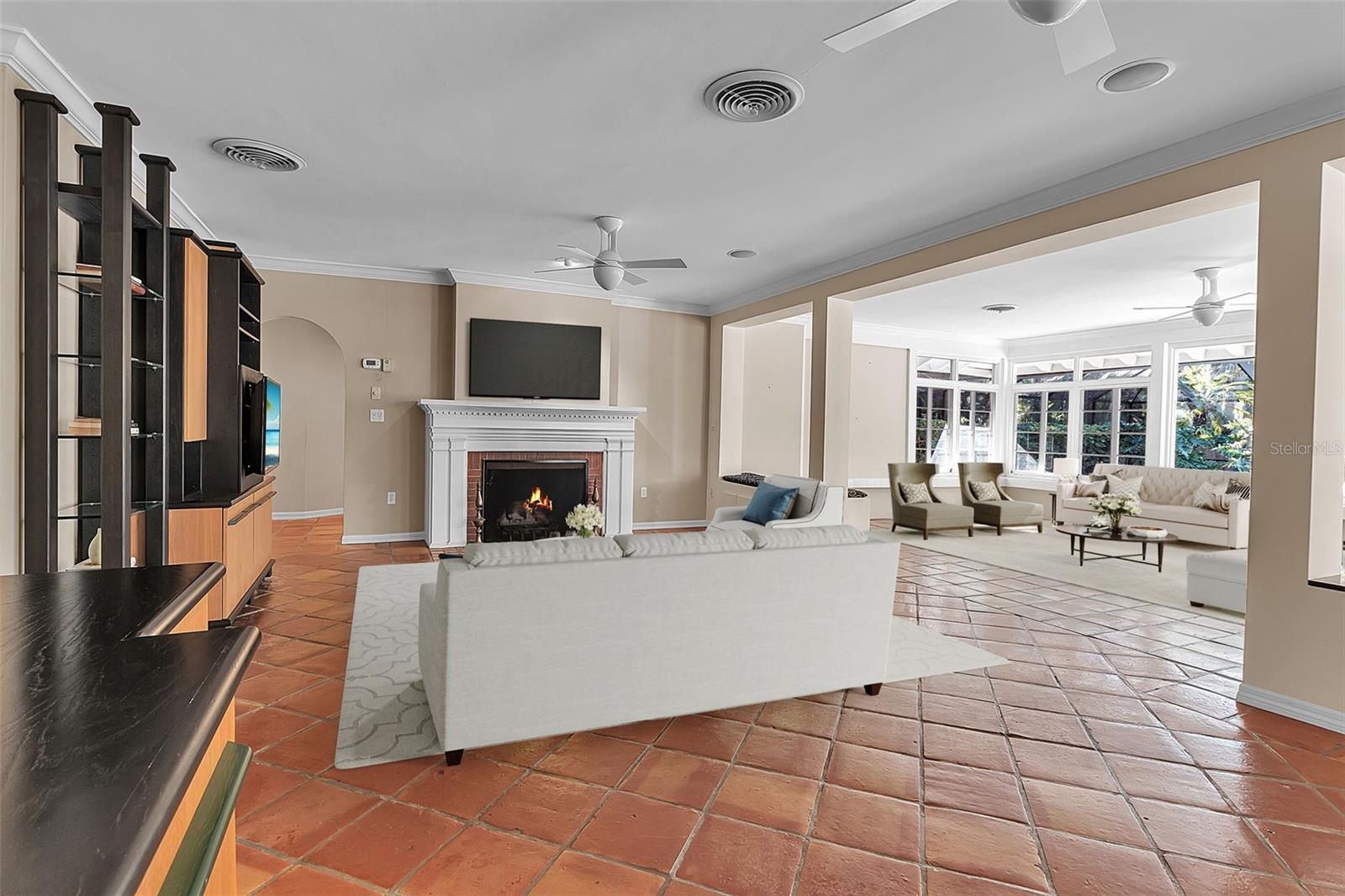 CHEROKEE PARK - Residential