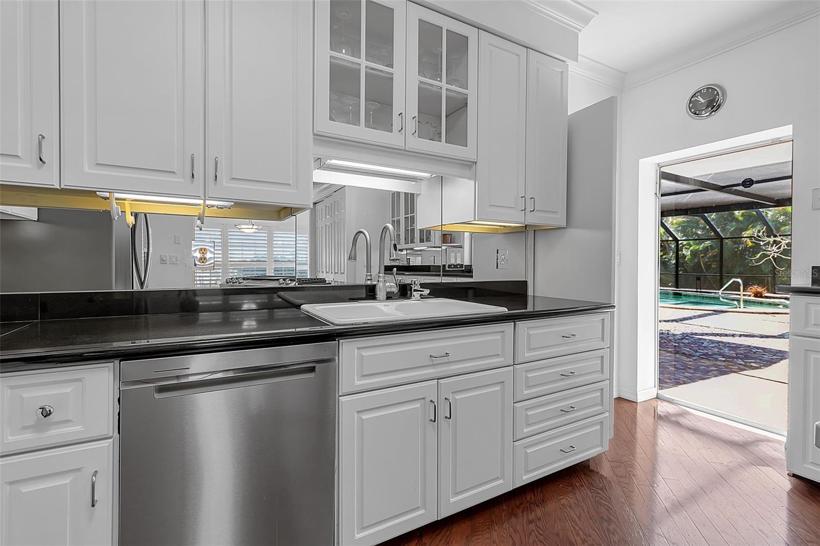 CHEROKEE PARK - Residential