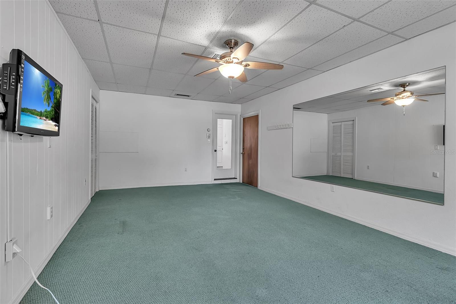 CHEROKEE PARK - Residential