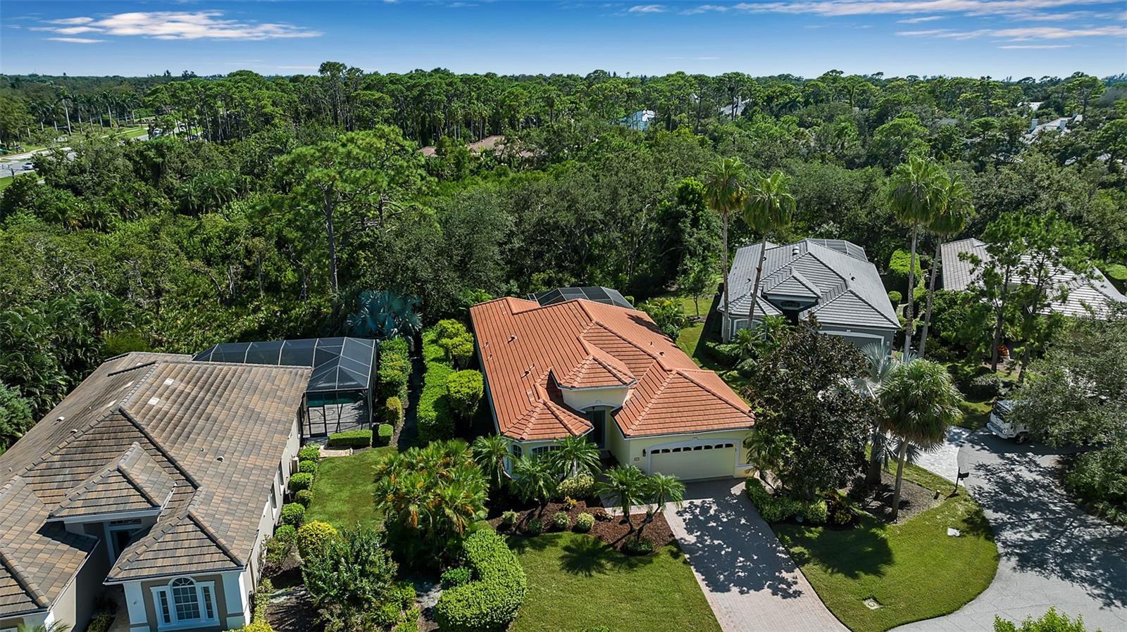 BISHOPSCOURT AT THE OAKS PRESERVE - Residential