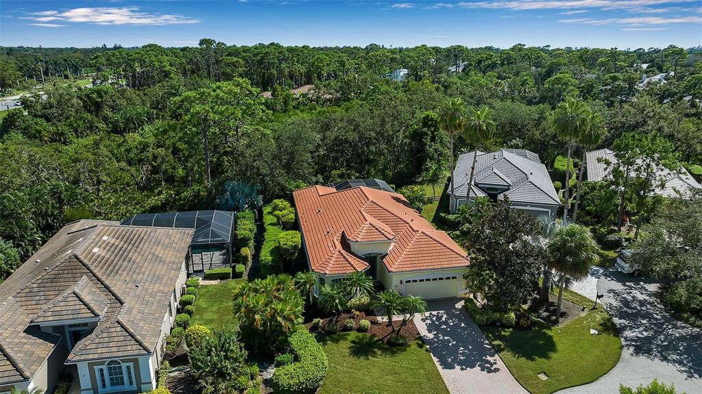 Photo of 21 Bayhead Lane, Osprey, FL 34229 (MLS # A4664085)