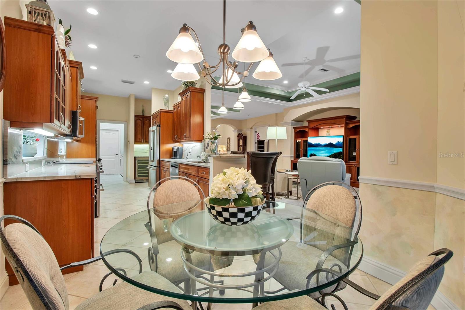 BISHOPSCOURT AT THE OAKS PRESERVE - Residential