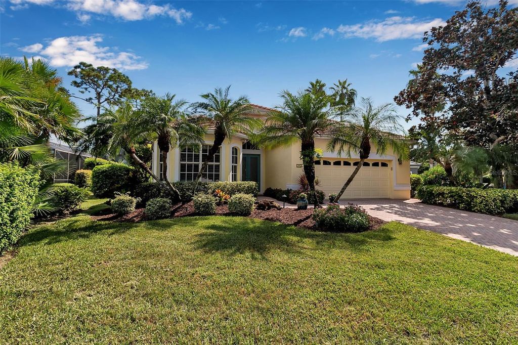 Photo of 21 Bayhead Lane, Osprey, FL 34229 (MLS # A4664085)