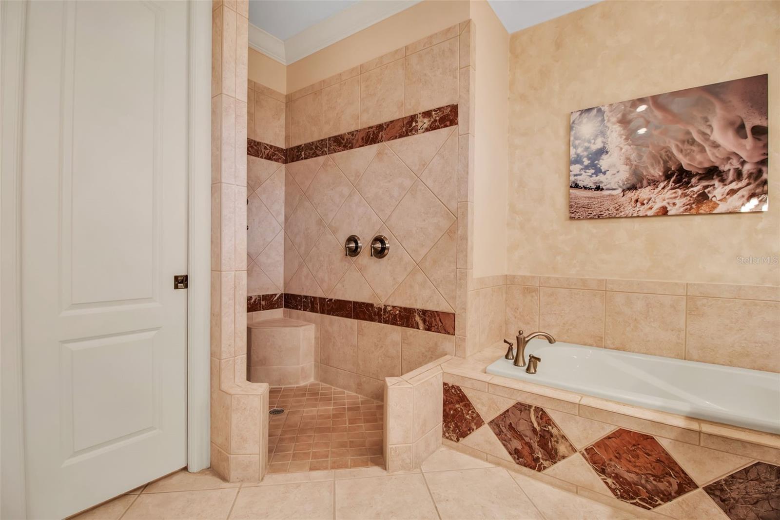 BISHOPSCOURT AT THE OAKS PRESERVE - Residential