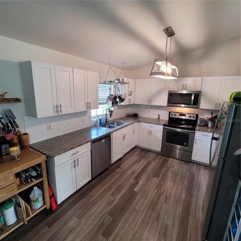 Tiny photo for 965 NW 66th Street, Ocala, FL 34475 (MLS # S5159455)
