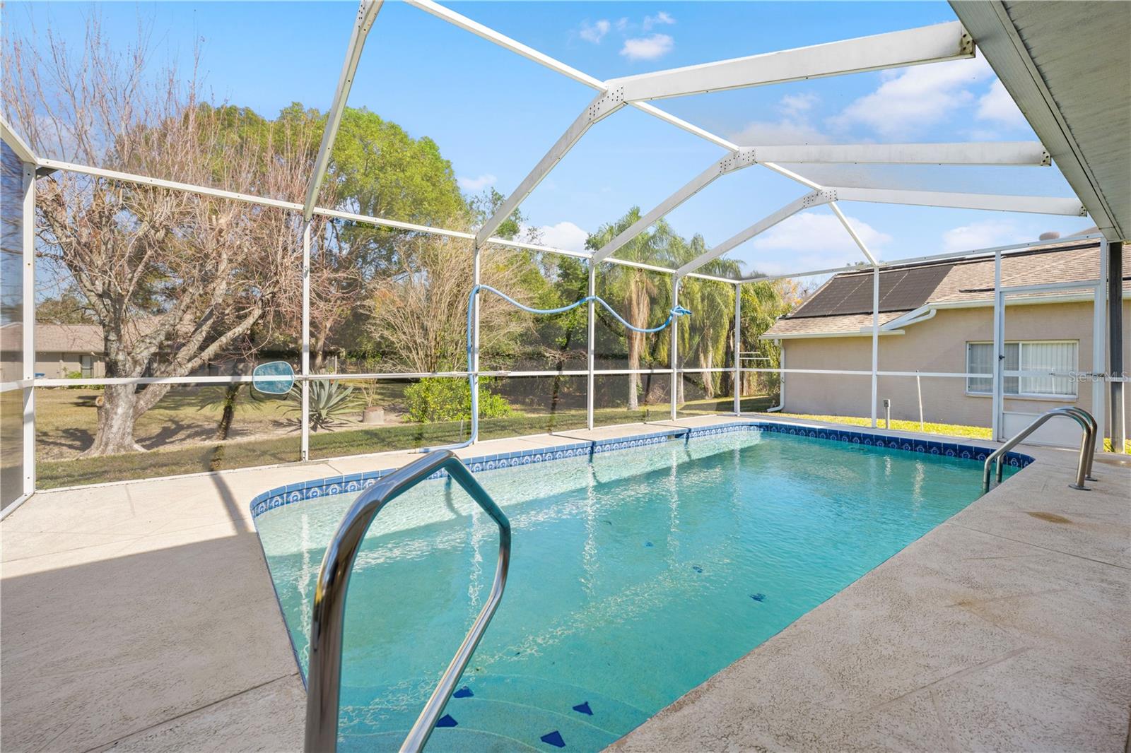 1066 LARKIN ROAD