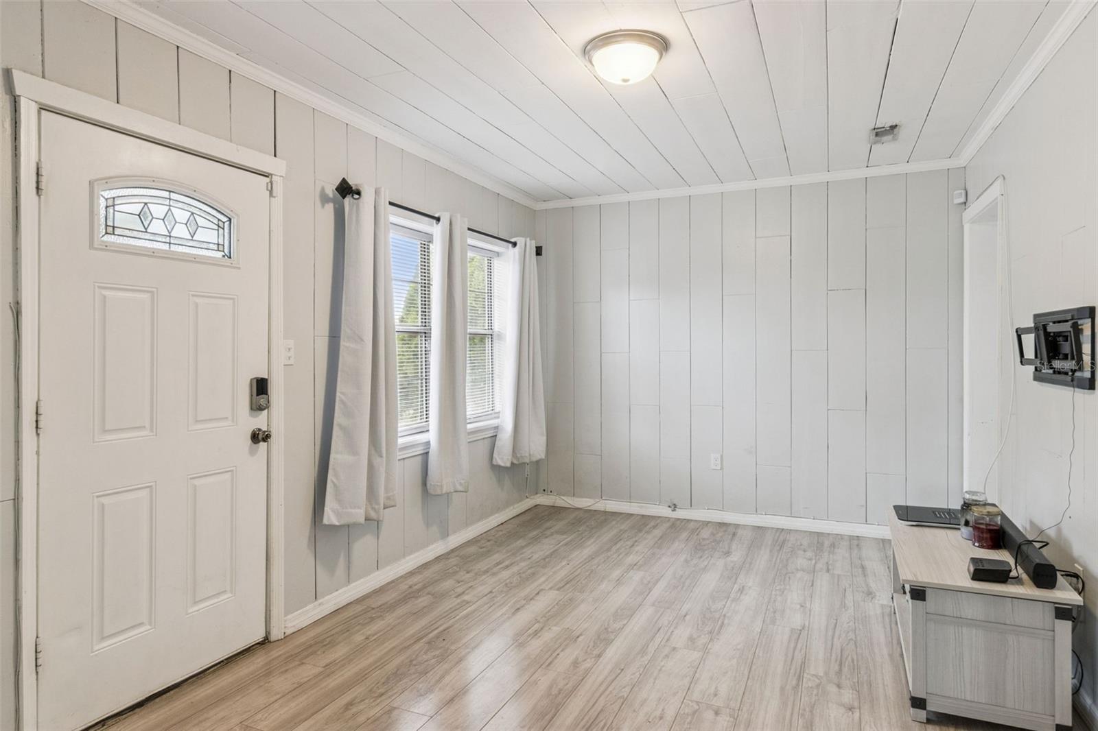 DEER LAKE TERRACE UNIT 03 REP - Residential