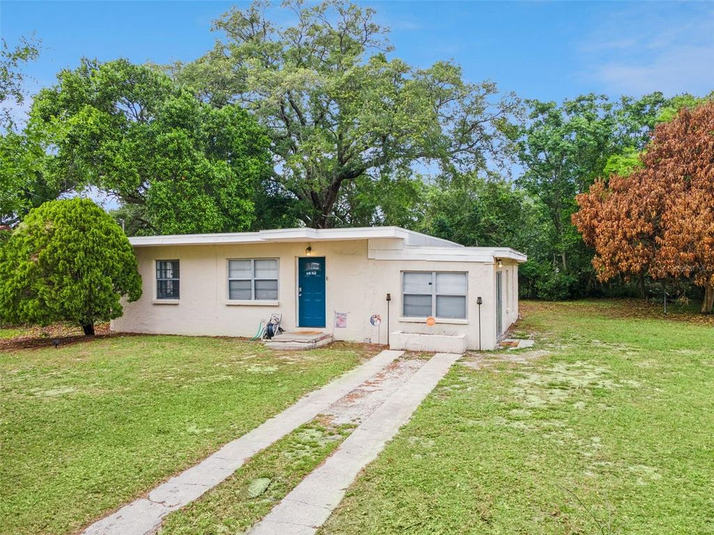 Photo of 3323 Avenue J NW, Winter Haven, FL 33881 (MLS # O6397583)