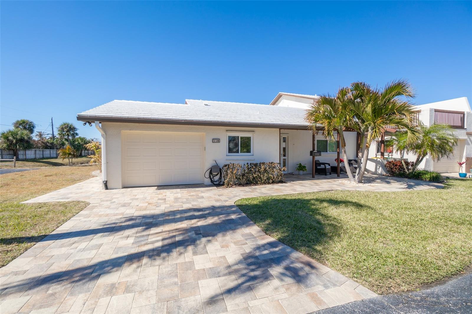 SKYLINE ESTATES - Residential