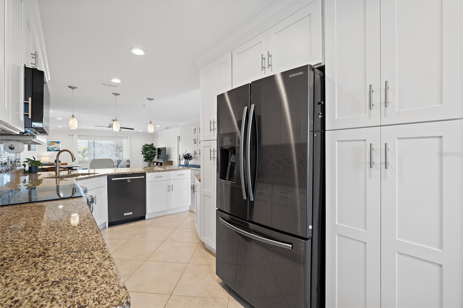 SKYLINE ESTATES - Residential