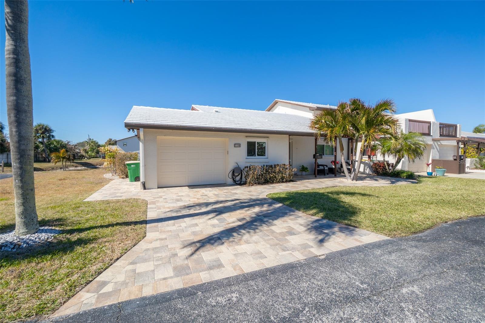 SKYLINE ESTATES - Residential