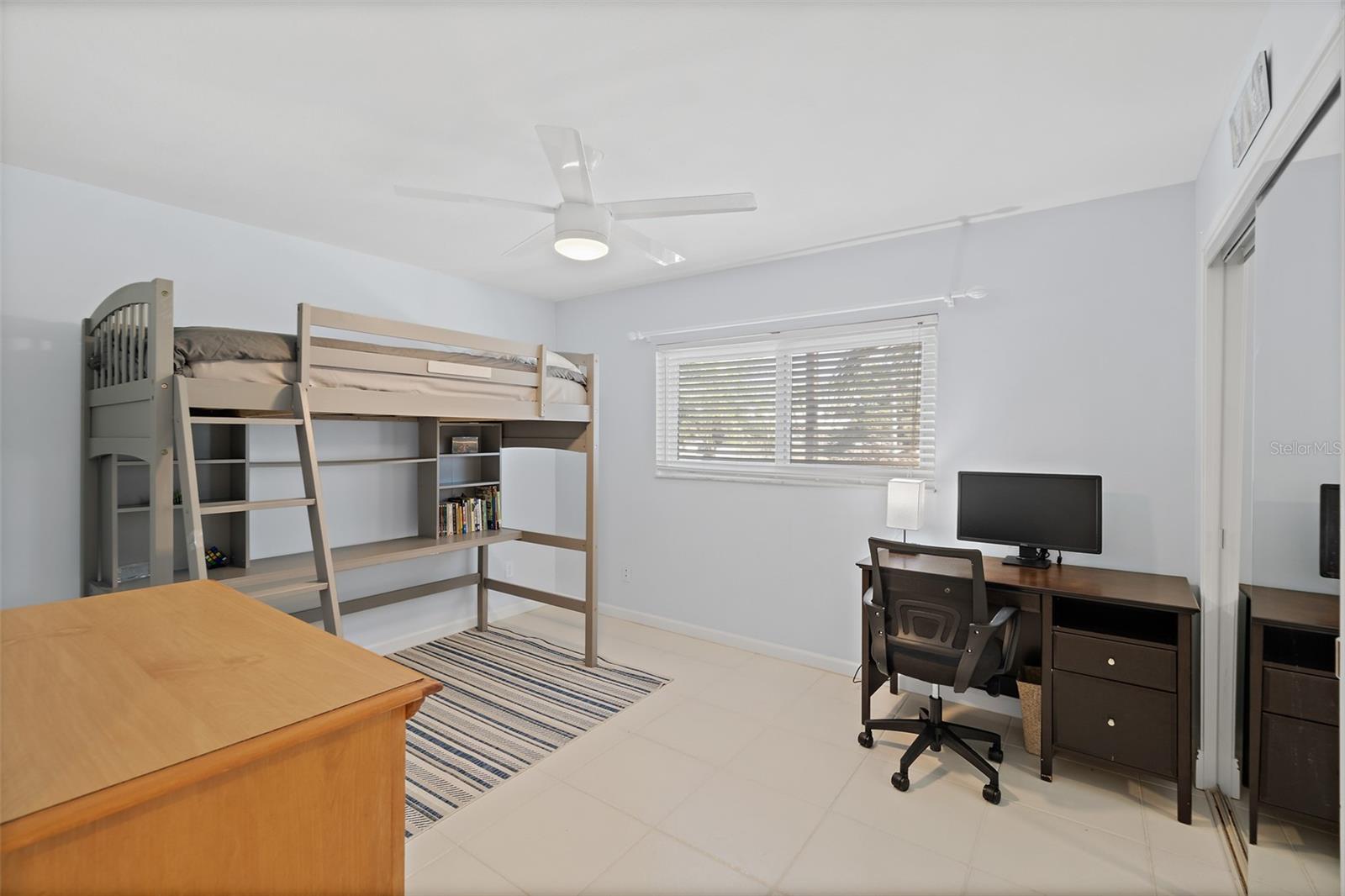 SKYLINE ESTATES - Residential