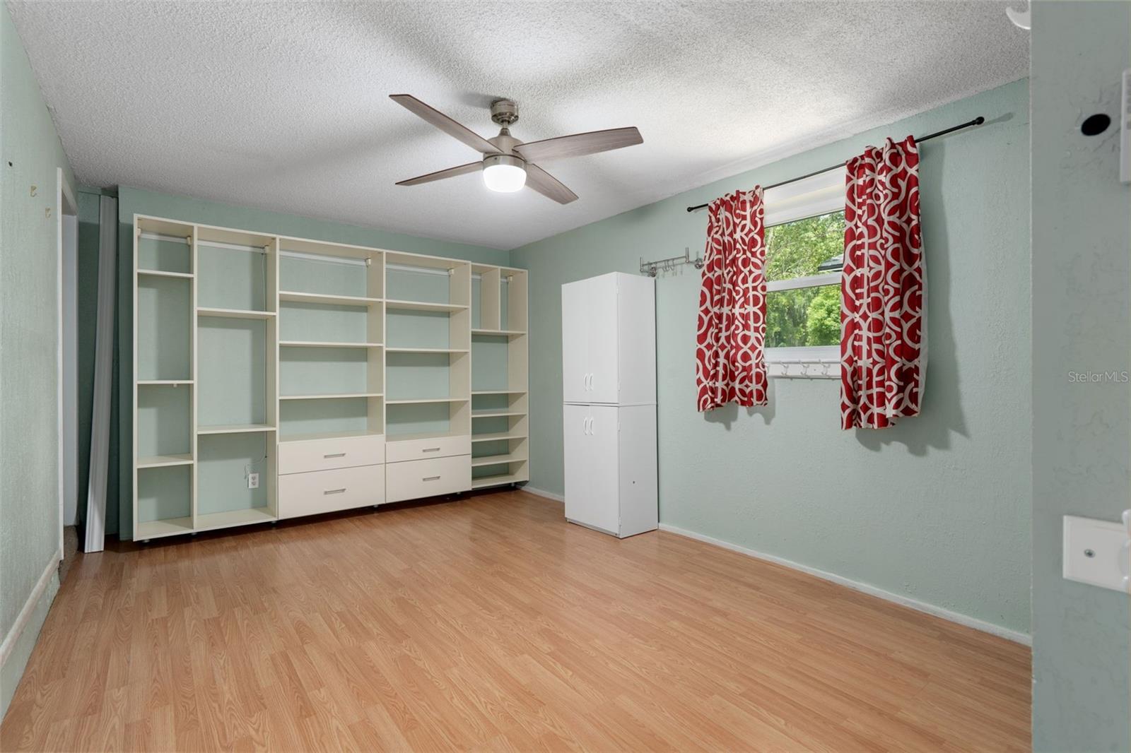 SUNSHINE TERRACE UNIT 2 - Residential