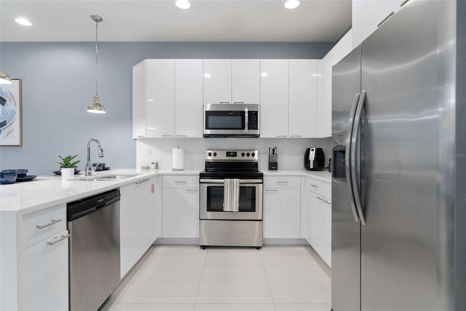 SERENITY AT SILVER CREEK SUB - Residential Lease