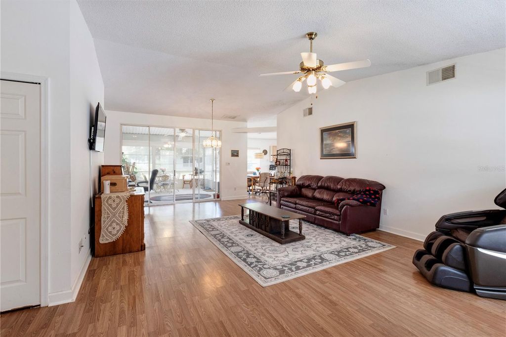Photo of 5030 El Destino Drive, Leesburg, FL 34748 (MLS # G5112760)