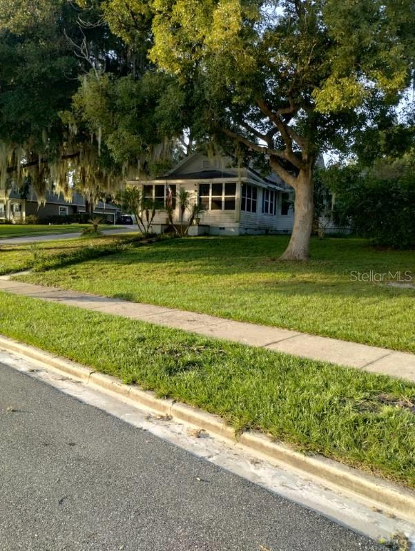 UMATILLA LOCH LOMOND - Residential