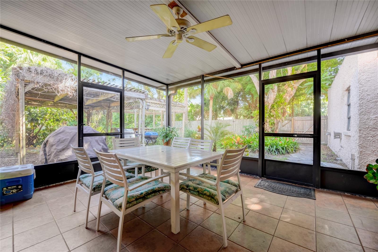 PASADENA ESTATES SEC C - Residential