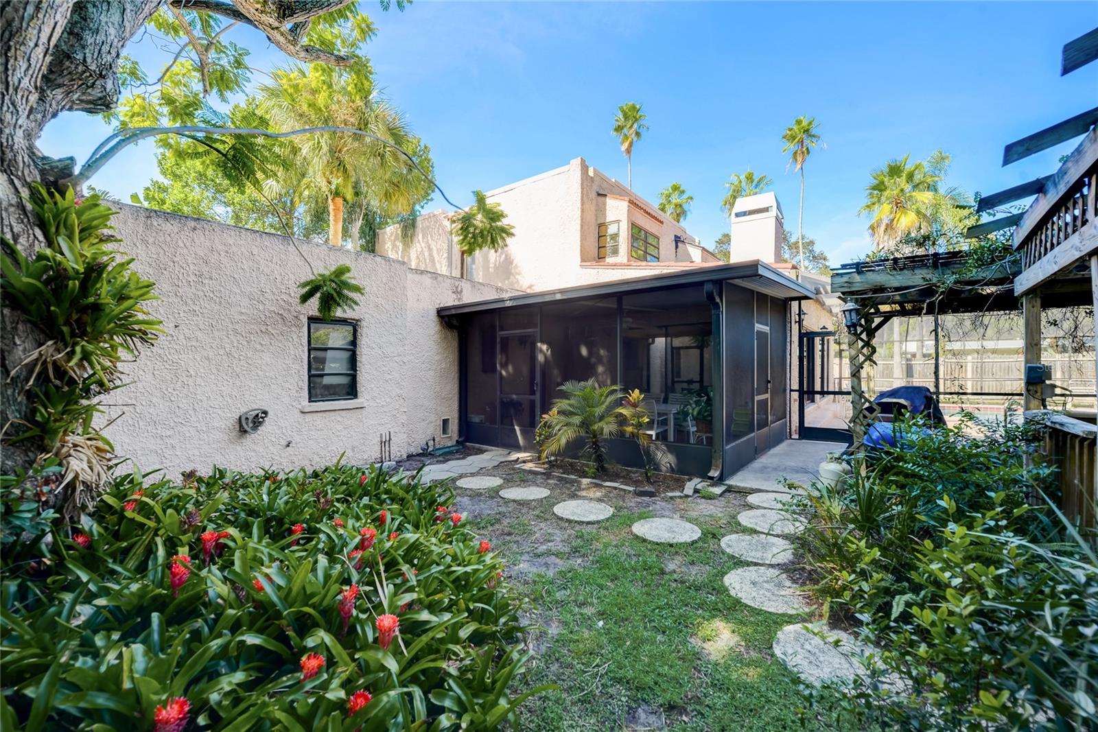 PASADENA ESTATES SEC C - Residential