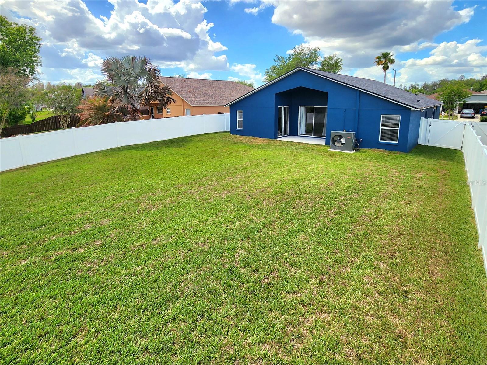 MEADOW POINTE III PHASE 1 - Residential