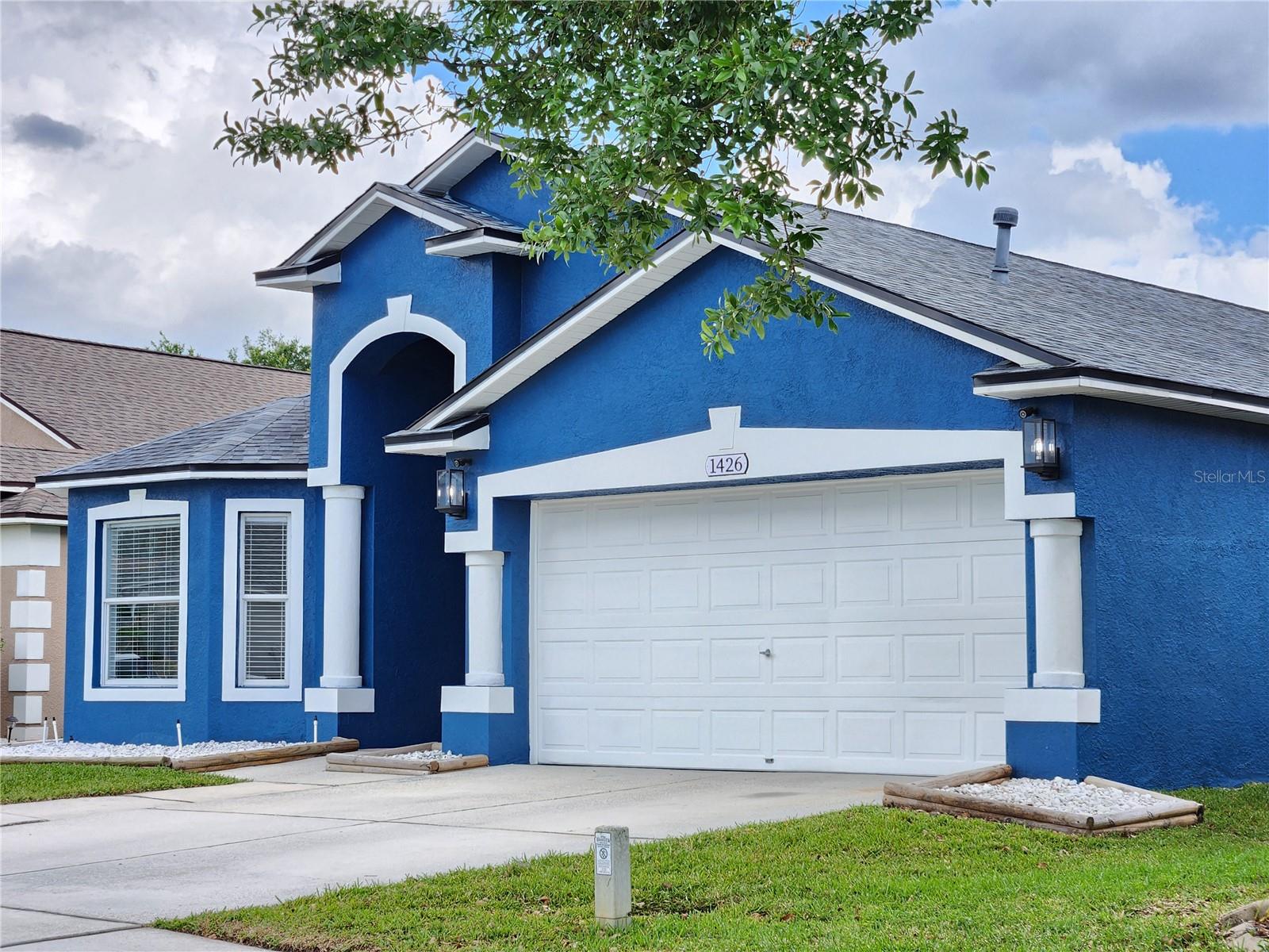 MEADOW POINTE III PHASE 1 - Residential