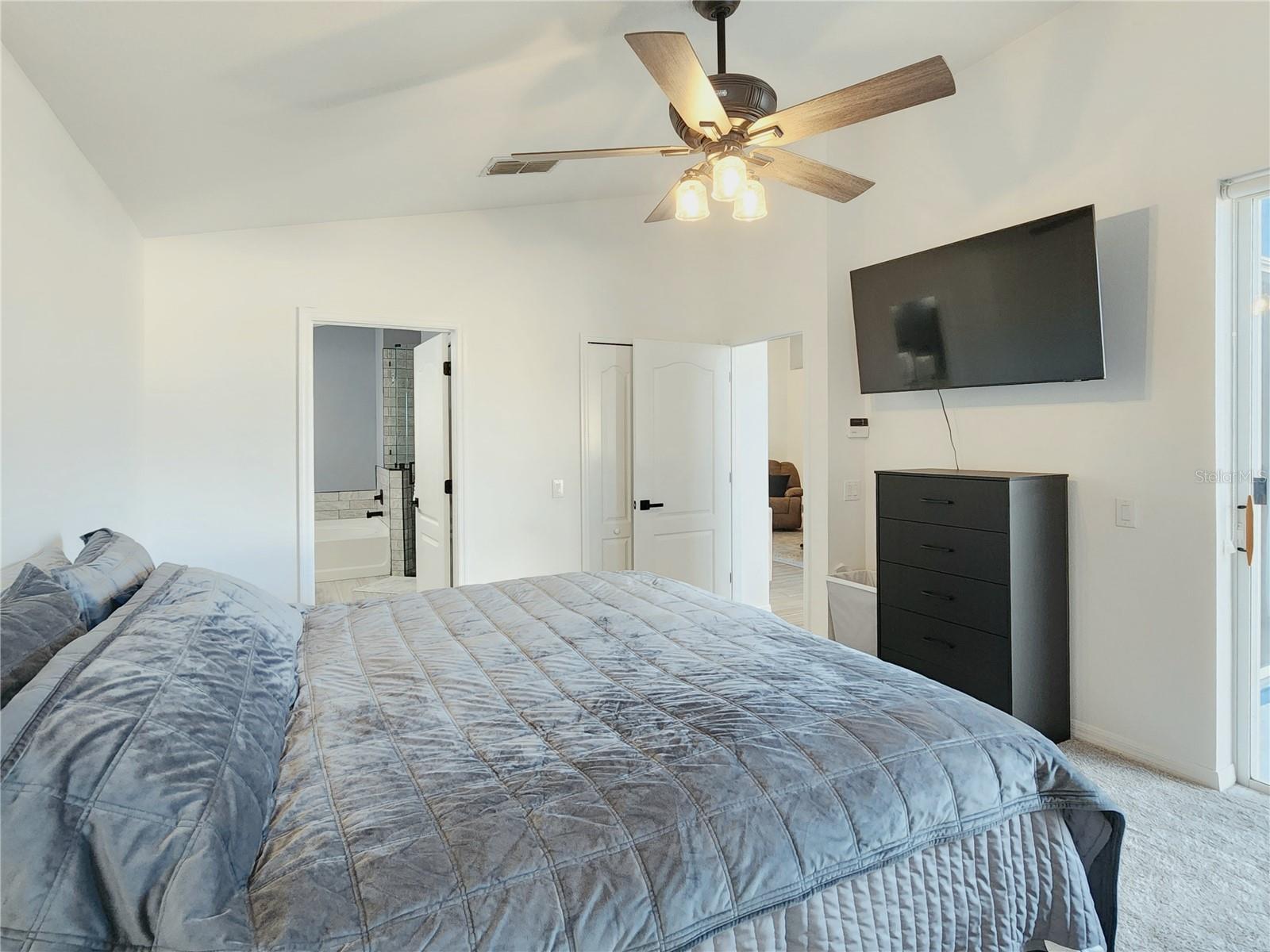 MEADOW POINTE III PHASE 1 - Residential