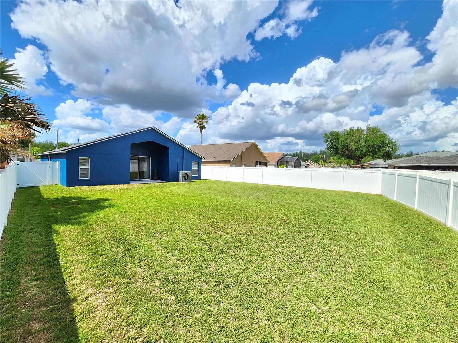 MEADOW POINTE III PHASE 1 - Residential