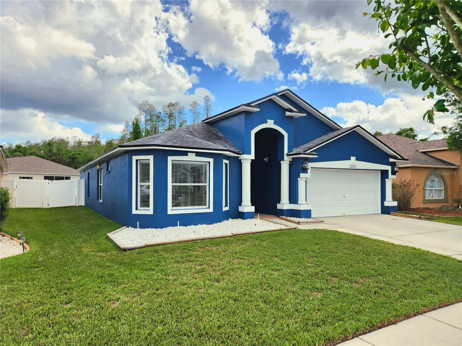 MEADOW POINTE III PHASE 1 - Residential