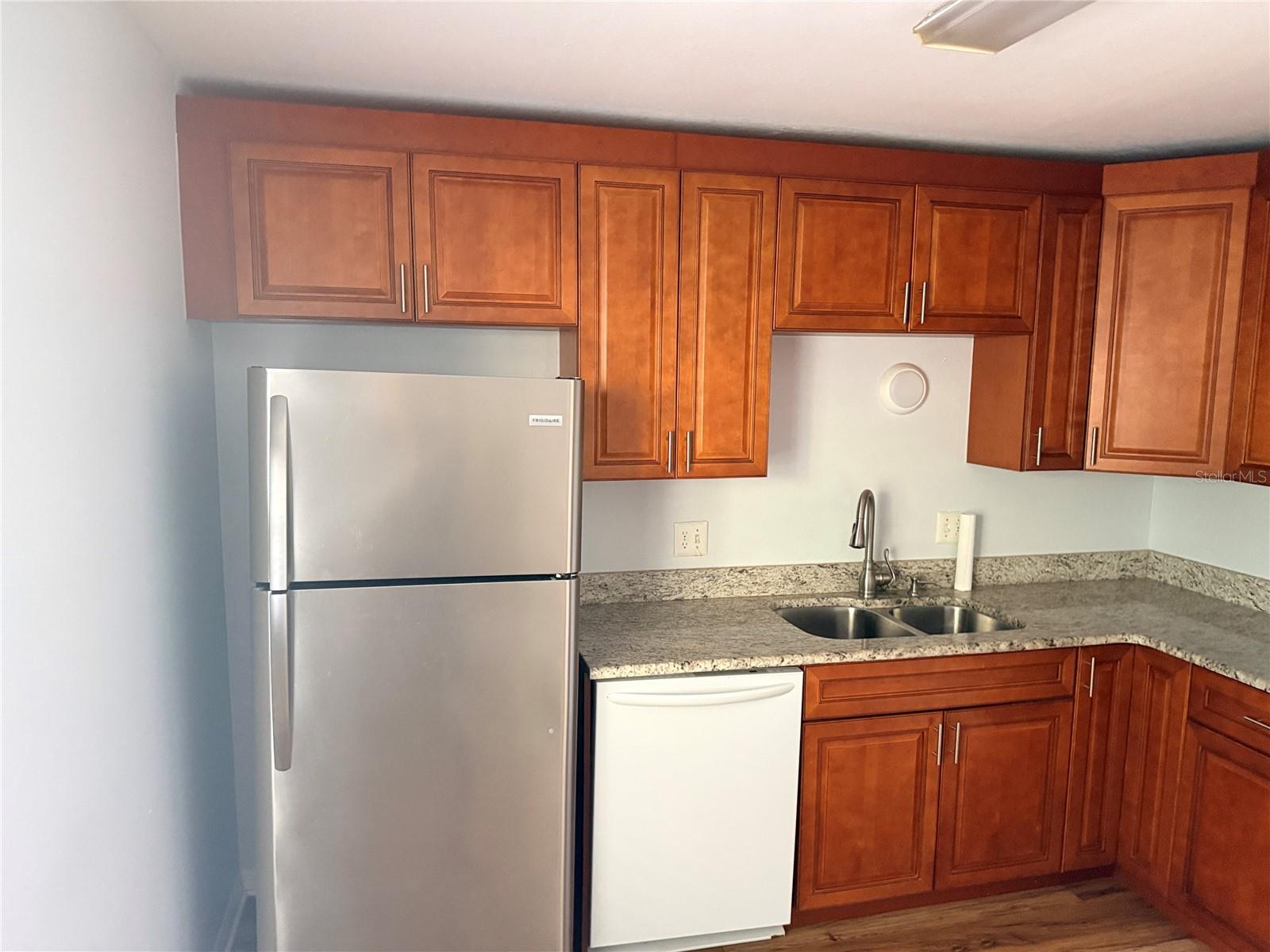 CLUBSIDE AT SABAL POINT A CONDO - Residential