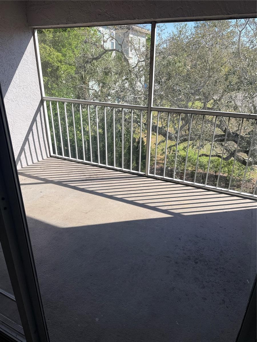 CLUBSIDE AT SABAL POINT A CONDO - Residential