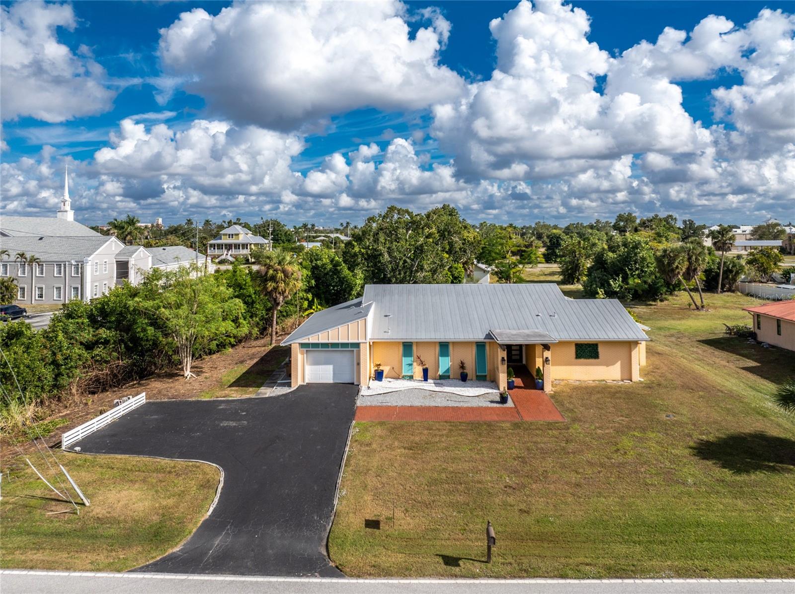 PUNTA GORDA - Residential