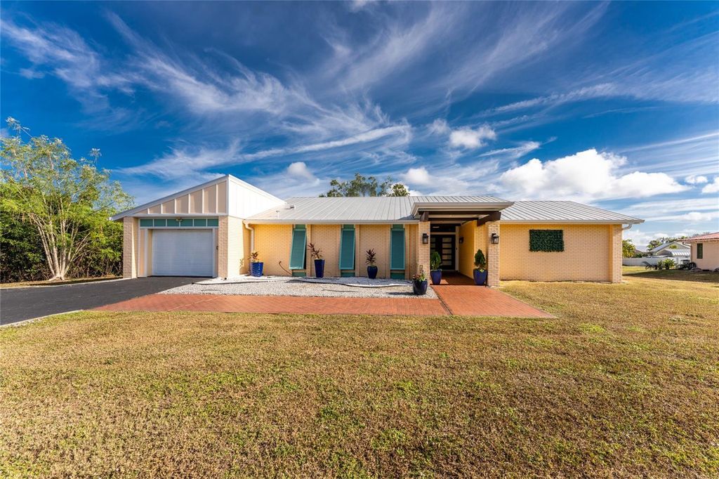 Photo of 504 Mcgregor Street, Punta Gorda, FL 33950 (MLS # C7517984)