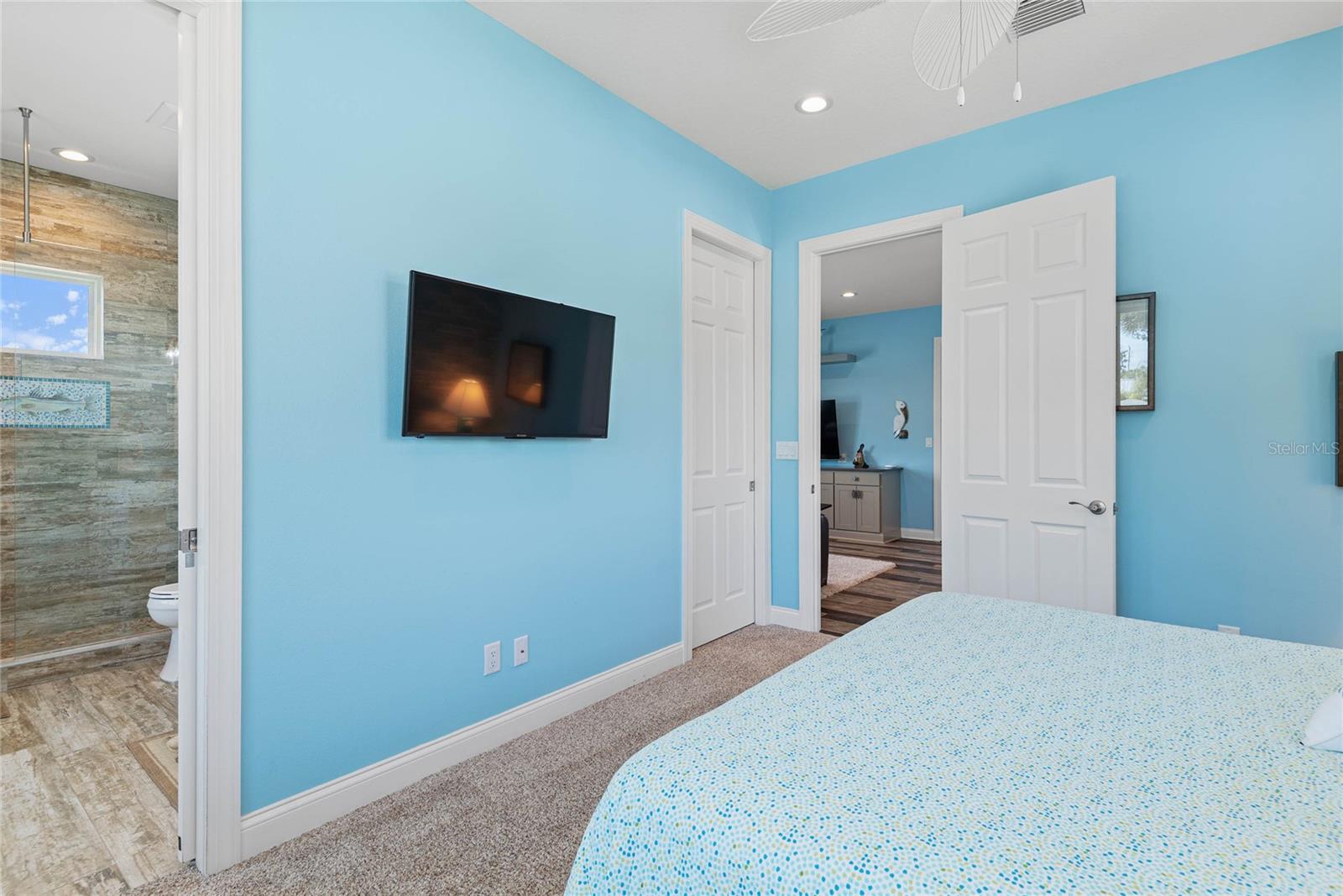 SPYGLASS - Residential